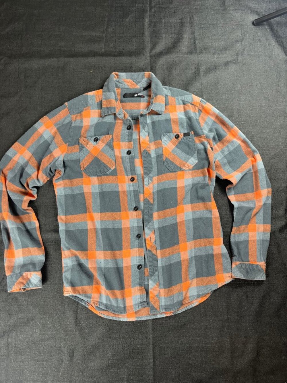 Rusty Plaid Flannel Shirt Gray Orange Button Chest Pockets